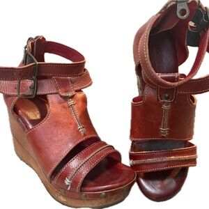 BED STU PRINCESS WEDGE RED RUSTIC 7